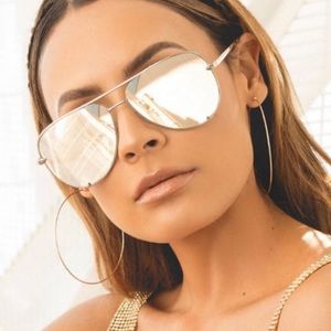 Quay x Desi High Key Gold/Gold